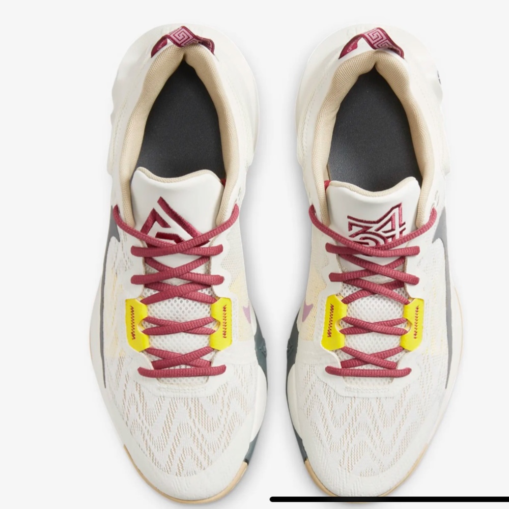 Nike Giannis Immortality 2 Basketball Shoes